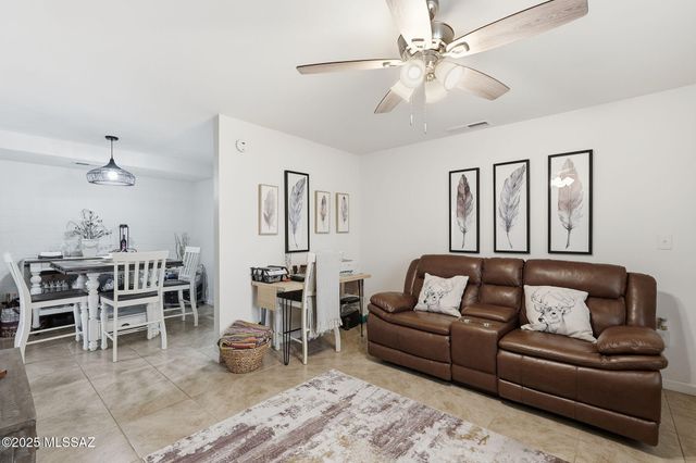 396A N Silverbell Road, Tucson, AZ 85745