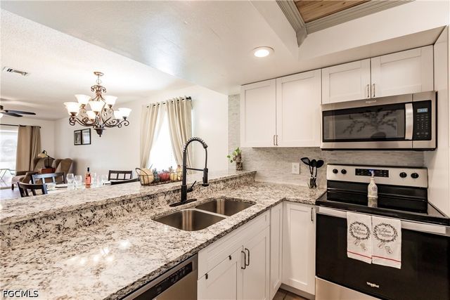 321 Cape Coral PKWY W 109, Cape Coral, FL 33914