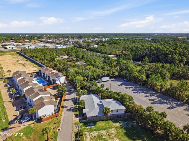 629 Laurel Court, Panama City Beach, FL 32407