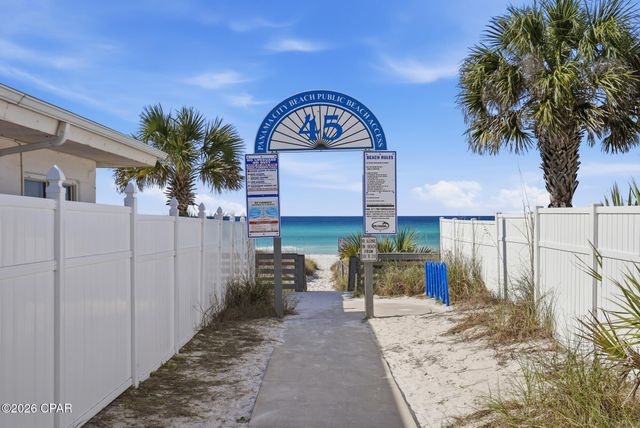 629 Laurel Court, Panama City Beach, FL 32407