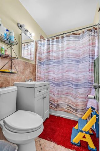 94 NW 69th St, Miami, FL 33150