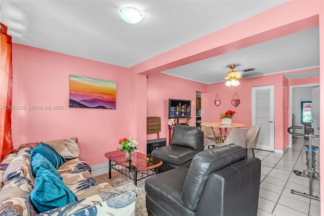 94 NW 69th St, Miami, FL 33150