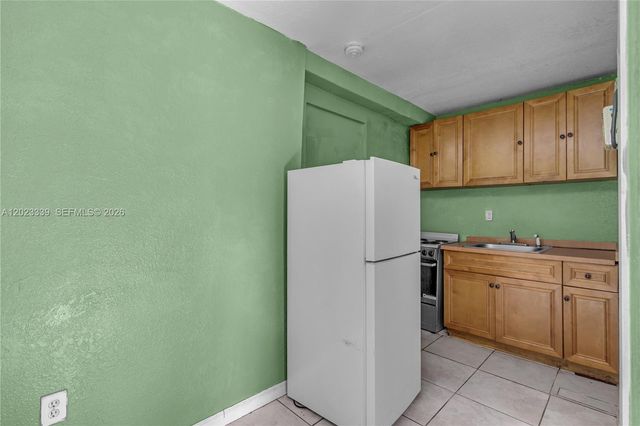 94 NW 69th St, Miami, FL 33150