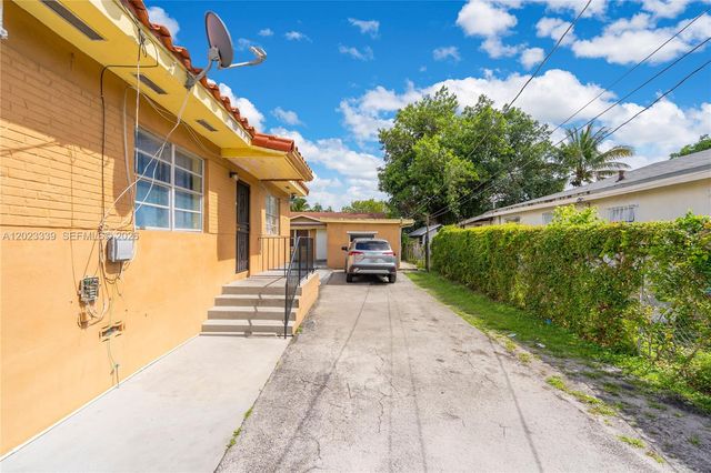 94 NW 69th St, Miami, FL 33150