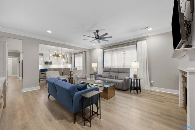 7070 Meadow Way Lane, Owens Cross Roads, AL 35763