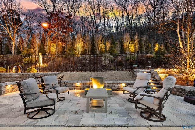 7070 Meadow Way Lane, Owens Cross Roads, AL 35763