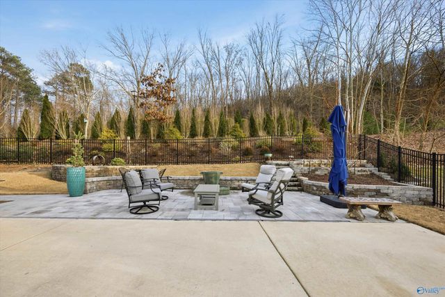 7070 Meadow Way Lane, Owens Cross Roads, AL 35763