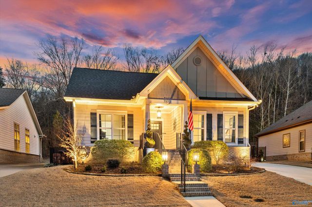 7070 Meadow Way Lane, Owens Cross Roads, AL 35763