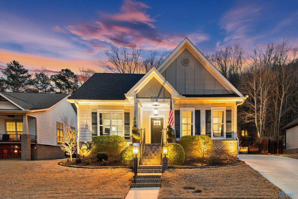 7070 Meadow Way Lane, Owens Cross Roads, AL 35763