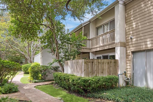 2100 Tanglewilde Street 297, Houston, TX 77063