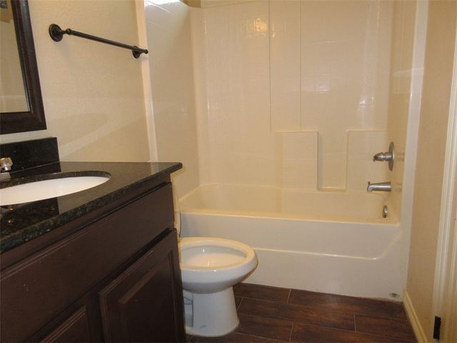 103 Richards Street, College Station, TX 77840