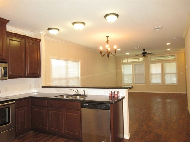 103 Richards Street, College Station, TX 77840