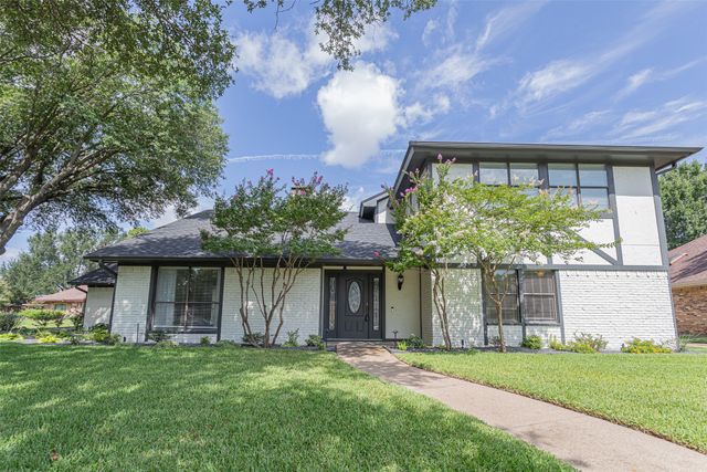 1121 Augusta Court, Mansfield, TX 76063