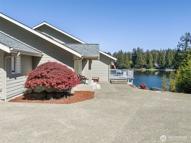 260 E Westlake Drive N, Allyn, WA 98524