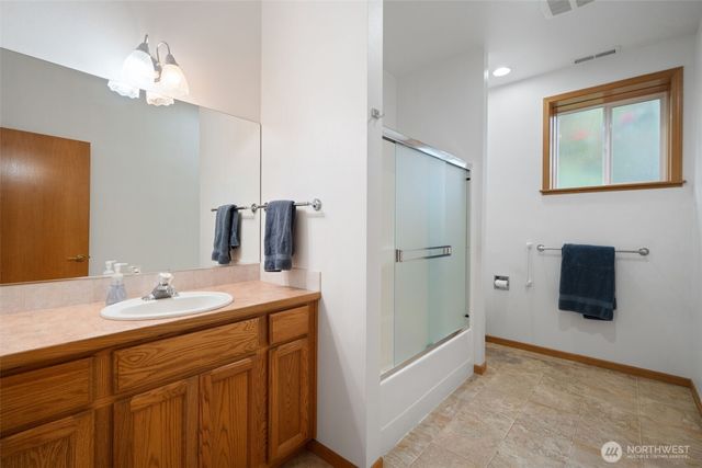 260 E Westlake Drive N, Allyn, WA 98524