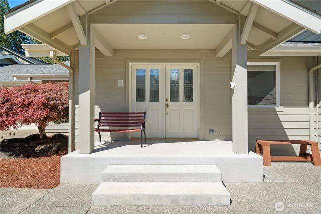 260 E Westlake Drive N, Allyn, WA 98524