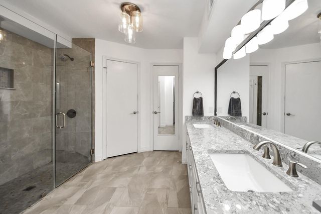 11903 Waldemar Drive, Houston, TX 77077