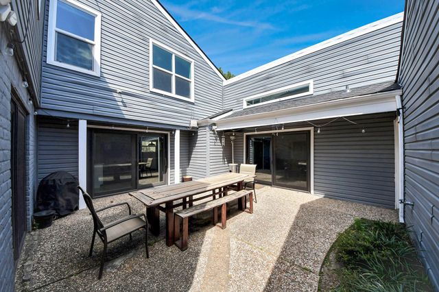 11903 Waldemar Drive, Houston, TX 77077