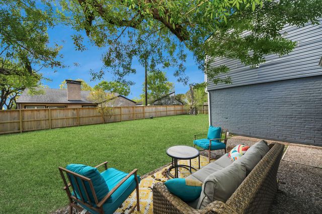 11903 Waldemar Drive, Houston, TX 77077