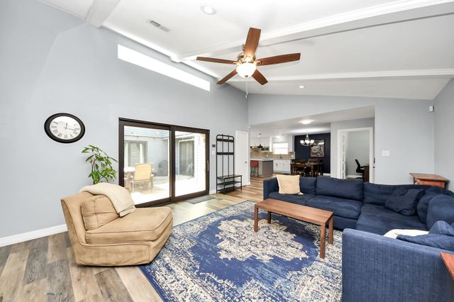 11903 Waldemar Drive, Houston, TX 77077