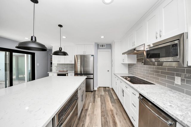 11903 Waldemar Drive, Houston, TX 77077