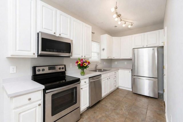 142 Black River Drive, Summerville, SC 29485