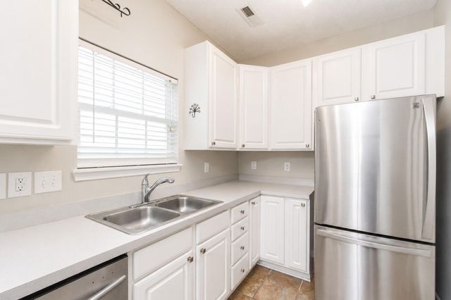 142 Black River Drive, Summerville, SC 29485