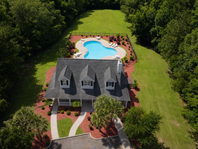 142 Black River Drive, Summerville, SC 29485