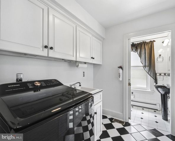 956 FAIRFIELD RD, Gettysburg, PA 17325