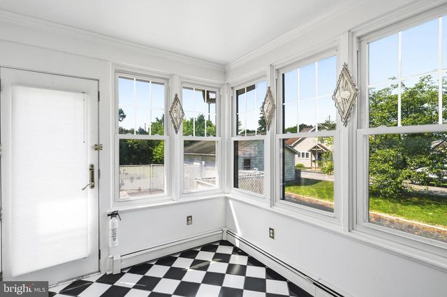 956 FAIRFIELD RD, Gettysburg, PA 17325