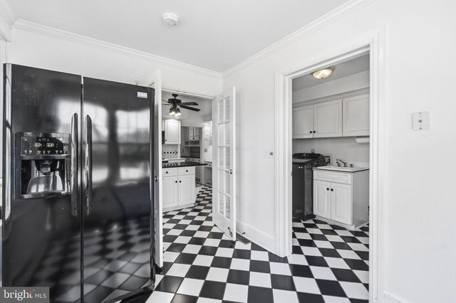 956 FAIRFIELD RD, Gettysburg, PA 17325