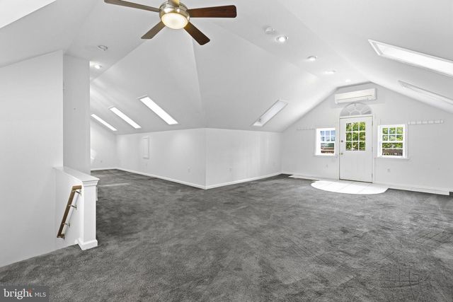 956 FAIRFIELD RD, Gettysburg, PA 17325