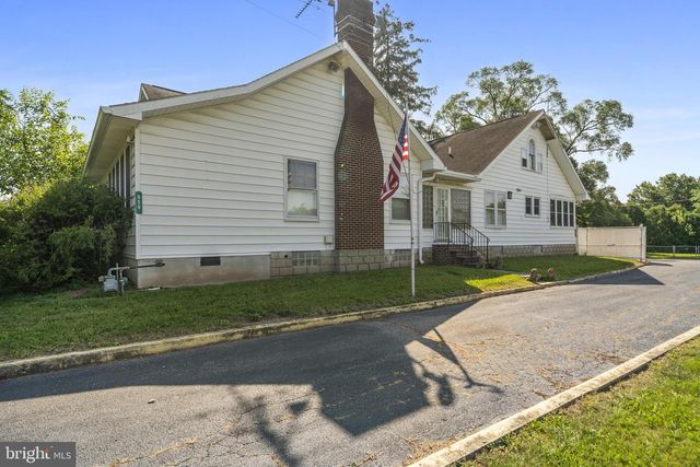 956 FAIRFIELD RD, Gettysburg, PA 17325