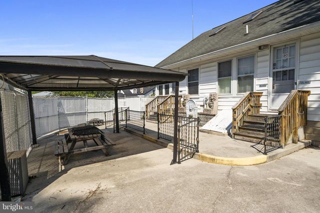 956 FAIRFIELD RD, Gettysburg, PA 17325