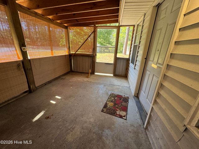 1195 Airport Road, Carthage, NC 28327