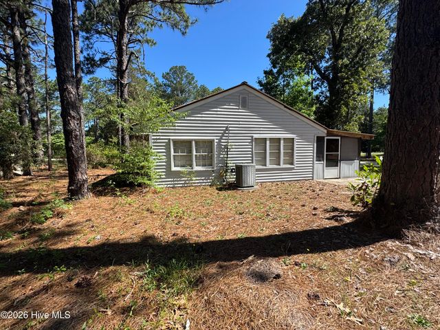 1195 Airport Road, Carthage, NC 28327