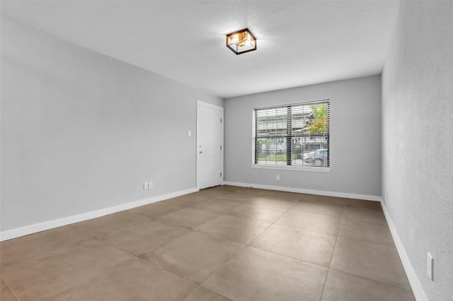 606 Marshall Street B6, Houston, TX 77006