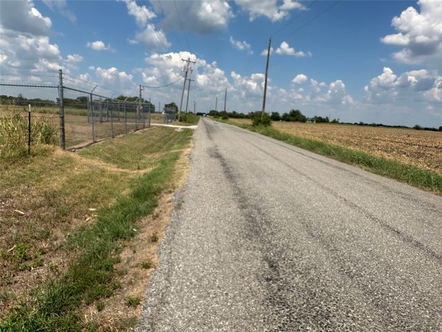 Lot 10 Eastline Road, Whitewright, TX 75491