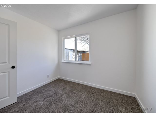 92203 CLOVER Rd, Astoria, OR 97103