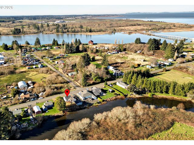 92203 CLOVER Rd, Astoria, OR 97103