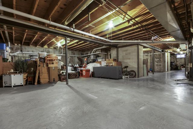 8950 371st AVENUE, Twin Lakes, WI 53181