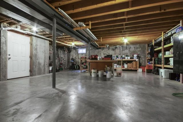 8950 371st AVENUE, Twin Lakes, WI 53181