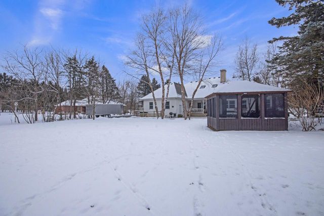 8950 371st AVENUE, Twin Lakes, WI 53181