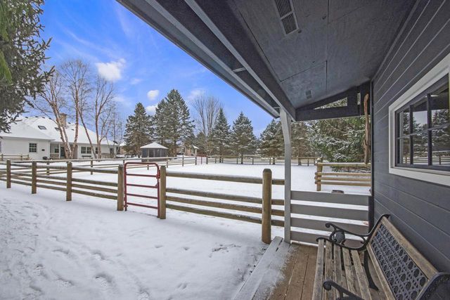 8950 371st AVENUE, Twin Lakes, WI 53181