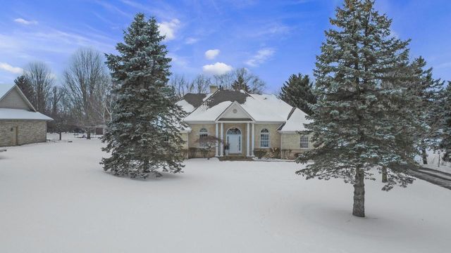 8950 371st AVENUE, Twin Lakes, WI 53181