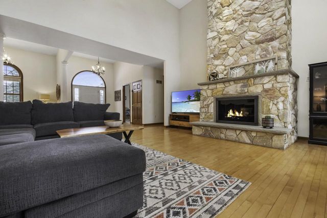 8950 371st AVENUE, Twin Lakes, WI 53181