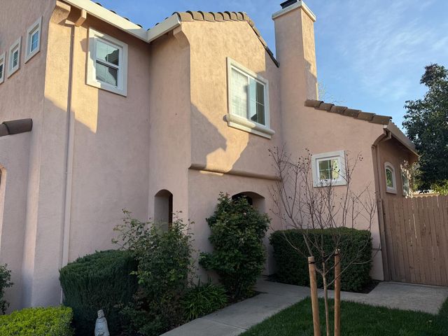 7 Naples, Sacramento, CA 95831