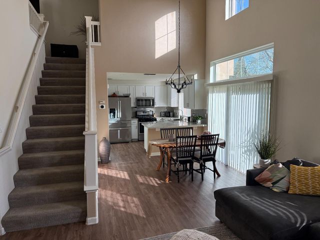 7 Naples, Sacramento, CA 95831