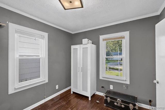 1737 Kollen Street, Saginaw, MI 48602