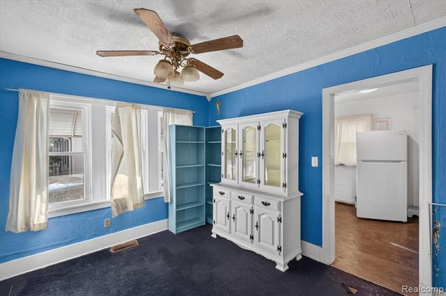1737 Kollen Street, Saginaw, MI 48602